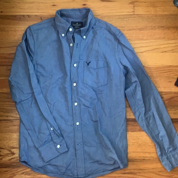 American Eagle Outfitters Other - AE Outfitters Men’s 100% Cotton Light Denim/ Chambray Button-Down Shirt